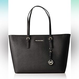 Michael Kors Jet Set Travel Medium Leather Tote